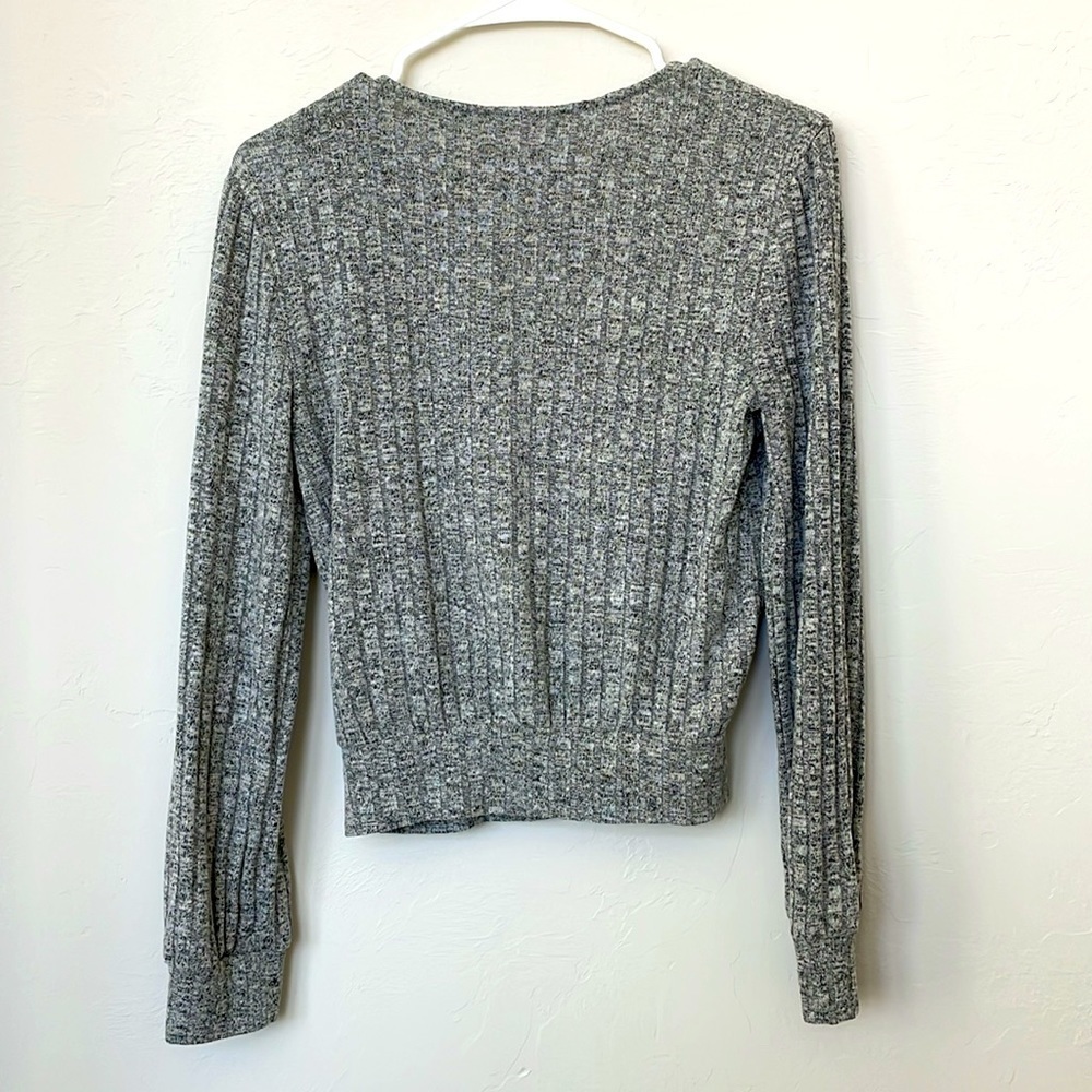 Super soft surplice top with a banded bottom hem and banded long sleeves. - Picture 2 of 4